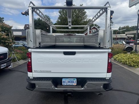 Used 2025 Chevrolet Silverado 2500 W/T w/ WT/CX Safety Package AWD/4WD image 4