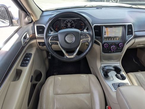 Used 2014 Jeep Grand Cherokee Limited w/ Luxury Group II image 31