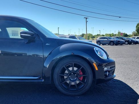 Used 2014 Volkswagen Beetle R-Line FWD image 4