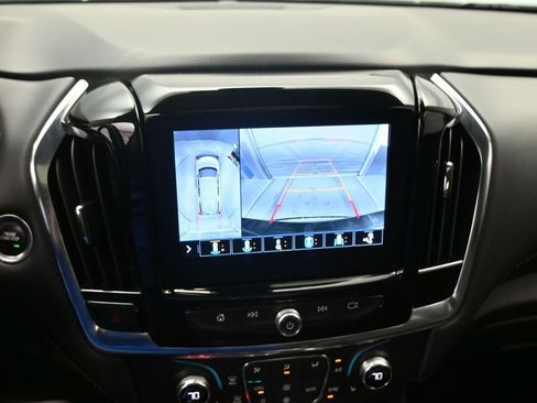 Used 2021 Chevrolet Traverse RS w/ LPO, Floor Liner Package image 17