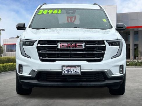 Used 2024 GMC Acadia Elevation image 10