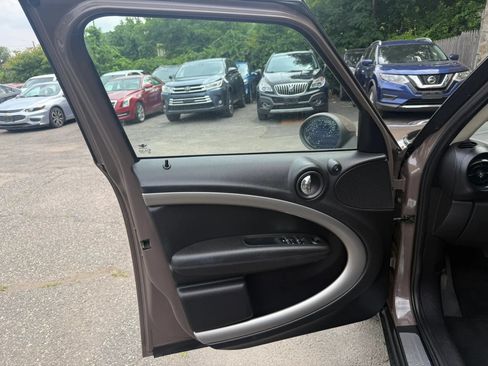 Used 2014 MINI Cooper Countryman FWD image 20