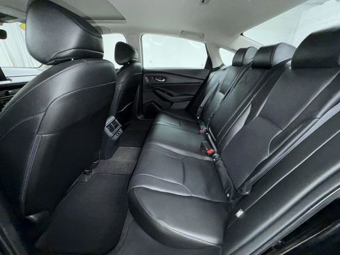 Used 2024 Honda Accord Touring image 12