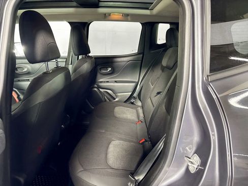 Certified 2022 Jeep Renegade Trailhawk w/ Sun/Sound Group image 22