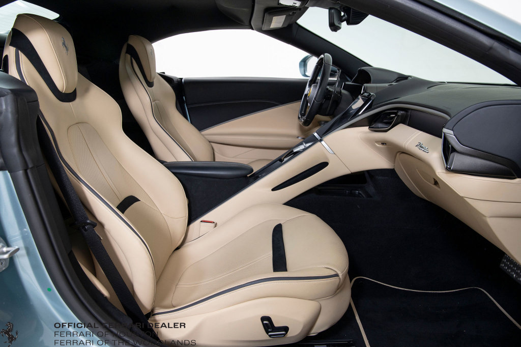 Certified 2024 Ferrari Roma Spider RWD image 12