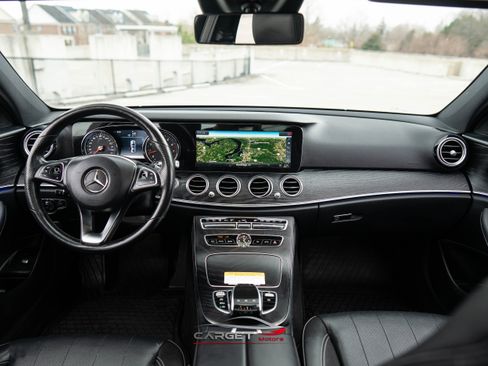 Used 2018 Mercedes-Benz E 300 4MATIC w/ Premium 1 Package image 14