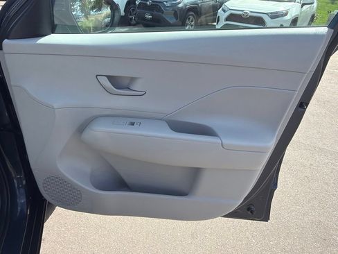 Used 2024 Hyundai Kona SEL AWD/4WD image 11