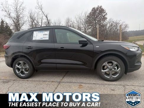 New 2026 Ford Escape ST-Line w/ Cold Weather Package image 2