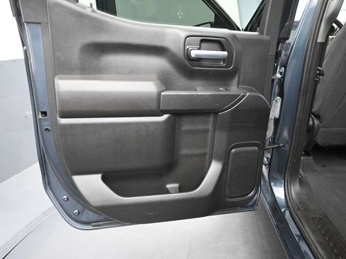 Used 2021 Chevrolet Silverado 1500 Custom Trail Boss w/ Safety Confidence Package AWD/4WD image 17