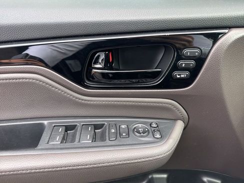 Used 2019 Honda Odyssey Elite image 13
