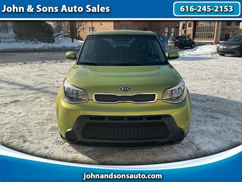Used 2016 Kia Soul w/ Convenience Package image 1