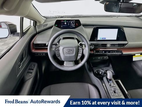 New 2026 Toyota Prius SE image 15