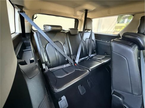 Used 2019 Ford Expedition Max Platinum AWD/4WD image 33