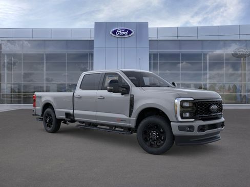 New 2026 Ford F350 Lariat w/ Black Appearance Package image 7