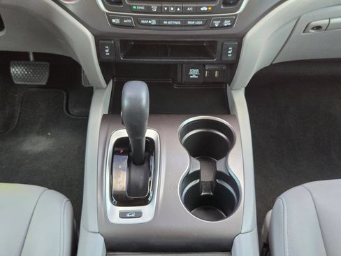 Used 2018 Honda Pilot EX-L image 19