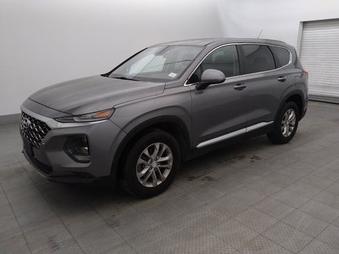 Used 2019 Hyundai Santa Fe SE AWD/4WD image 2