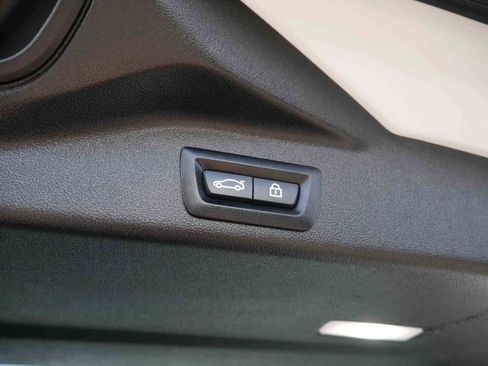 Used 2019 BMW X5 xDrive40i w/ Convenience Package image 10