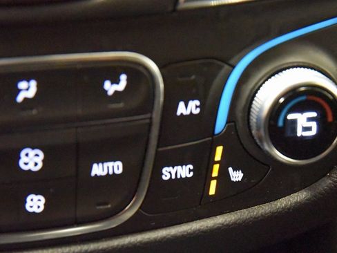 Used 2023 Chevrolet Equinox LT image 20