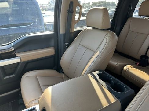 Certified 2022 Ford F250 Lariat w/ Lariat Ultimate Package image 17