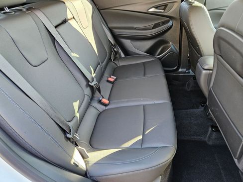 Certified 2025 Buick Encore GX Sport Touring w/ Advanced Technology Package image 19