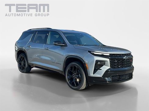 Used 2024 Chevrolet Traverse RS w/ LPO, Floor Liner Package image 1