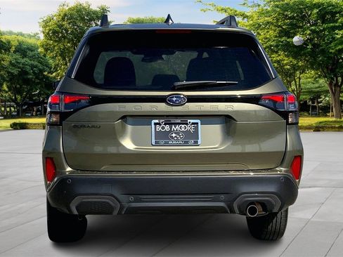 Certified 2025 Subaru Forester Limited image 5