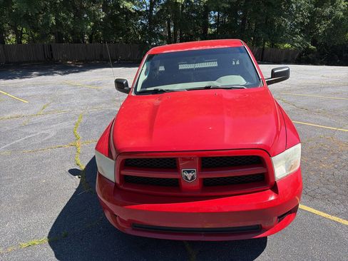 Used 2012 RAM 1500 Express RWD image 12