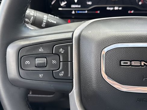 Used 2024 GMC Yukon Denali AWD/4WD image 26