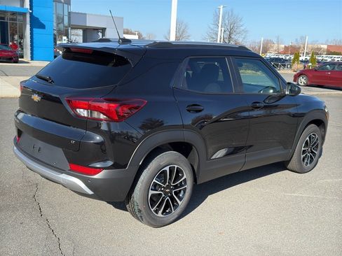 New 2026 Chevrolet TrailBlazer LT w/ Convenience Package image 7