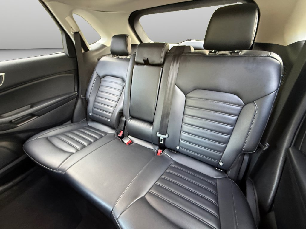 Used 2024 Ford Edge SEL AWD/4WD image 13
