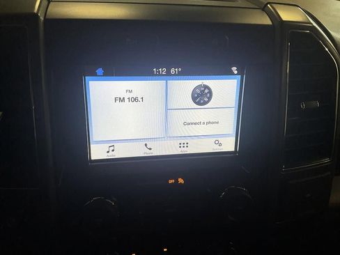 Used 2019 Ford F150 XLT w/ Trailer Tow Package image 17