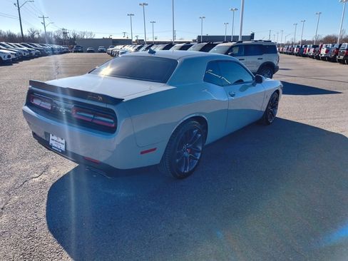 Used 2022 Dodge Challenger R/T Scat Pack w/ Plus Package image 5