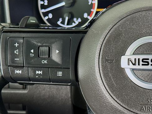 Used 2021 Nissan Rogue S FWD image 13