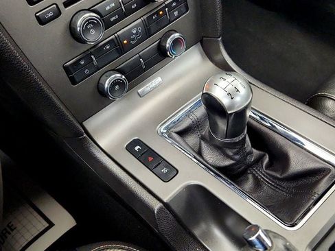 Used 2010 Ford Mustang Coupe RWD image 16
