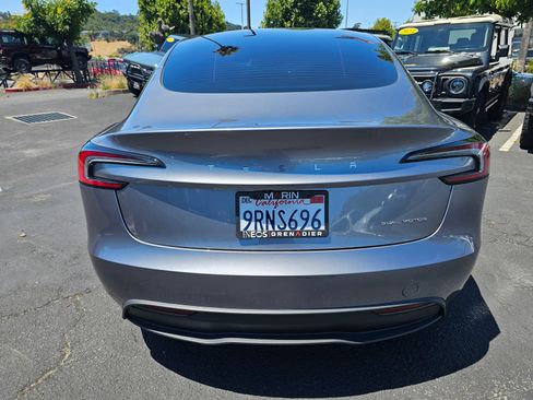Used 2025 Tesla Model 3 Long Range AWD/4WD image 3
