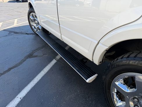 Used 2013 Ford Expedition Limited AWD/4WD image 30
