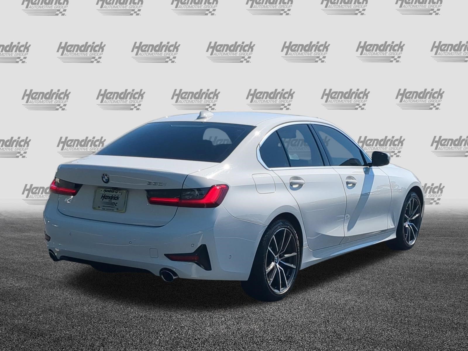 Used 2021 BMW 330i Sedan w/ Premium Package RWD image 10