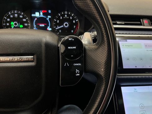 Used 2020 Land Rover Range Rover Velar R-Dynamic S image 19