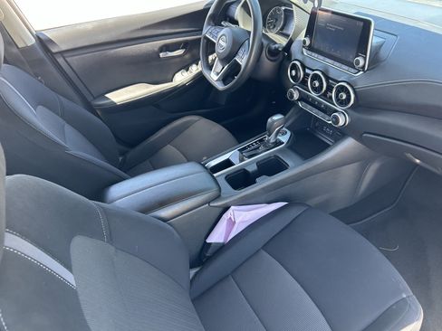 Used 2024 Nissan Sentra SV FWD image 12
