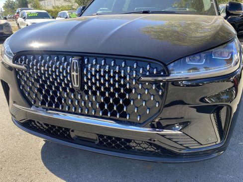 New 2025 Lincoln Aviator Black Label image 10