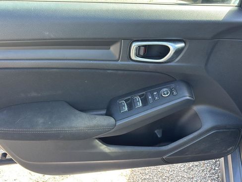 Used 2023 Honda Civic Sport image 14