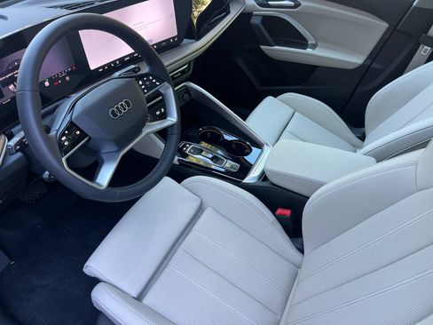 New 2026 Audi Q5 Premium Plus AWD/4WD image 10
