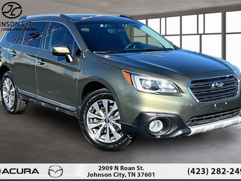 Used 2017 Subaru Outback 3.6R Touring image 12