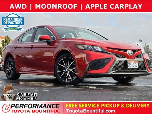 Used 2021 Toyota Camry SE w/ Cold Weather Package AWD/4WD image 1