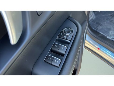 Used 2026 Buick Enclave Avenir w/ Super Cruise Package AWD/4WD image 10