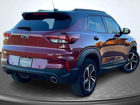 Used 2023 Chevrolet TrailBlazer RS w/ Convenience Package image 2