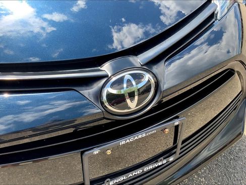 Used 2019 Toyota Corolla LE FWD image 31