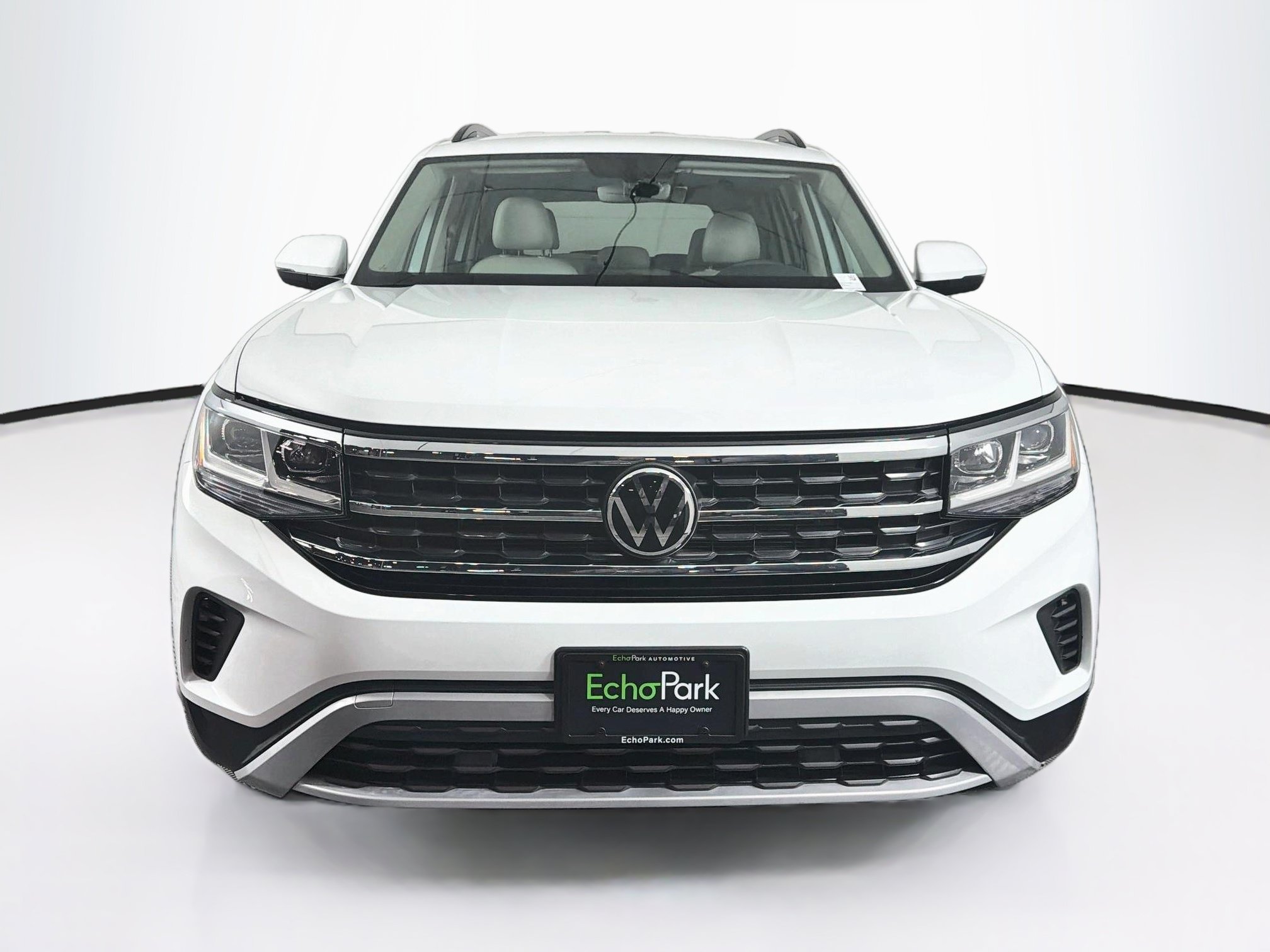 Used 2023 Volkswagen Atlas SE FWD image 2