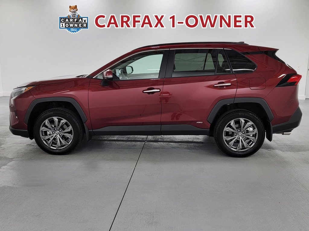 Certified 2025 Toyota RAV4 Limited AWD/4WD image 5