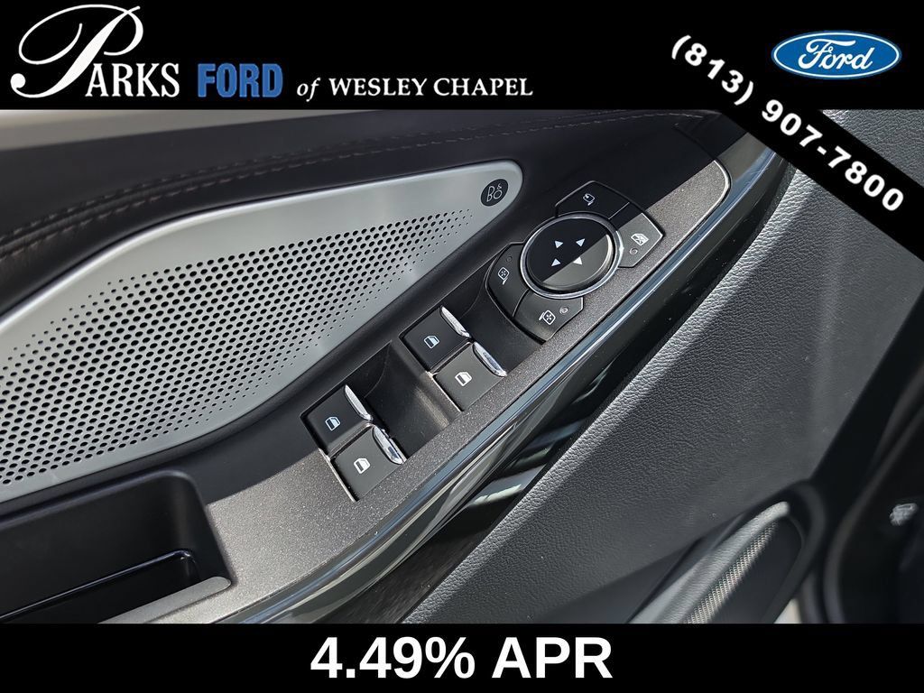 Certified 2022 Ford Explorer Platinum w/ Equipment Group 601A AWD/4WD image 19